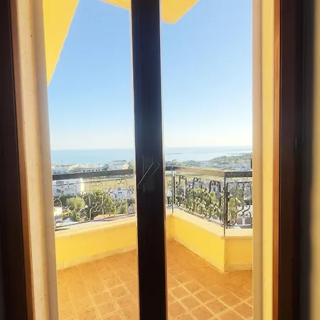 Sea View Panoramic Penthouse *